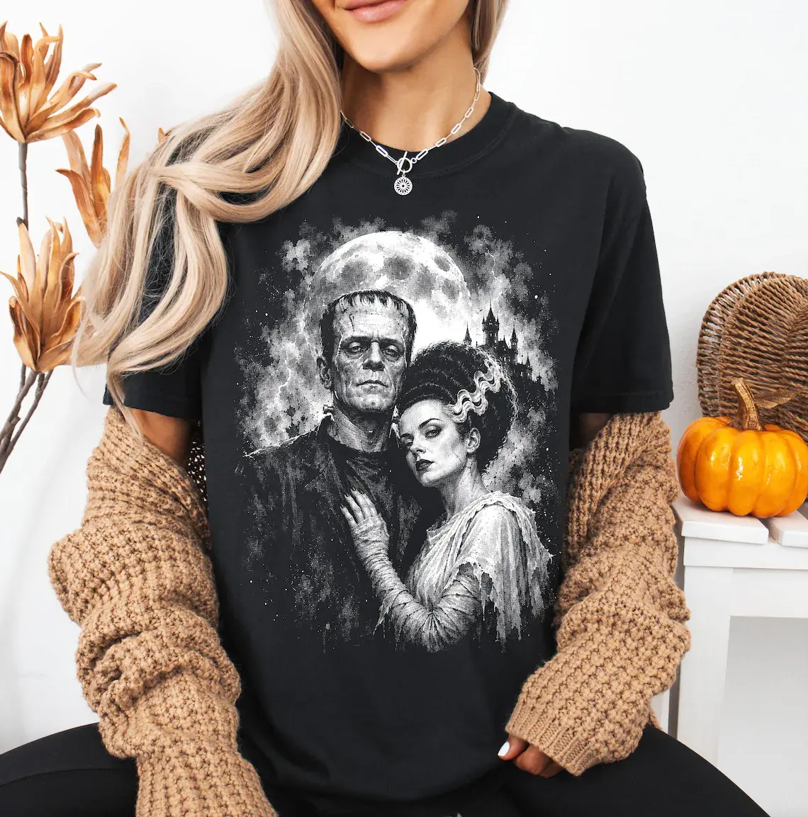Comfort Color shirt Frankenstein and Bride Halftone , Gothic Monster Couple Movie Artwork, Vintage Horror Romance Halloween Shirt Spooky Season DTF DTG Print sohochic