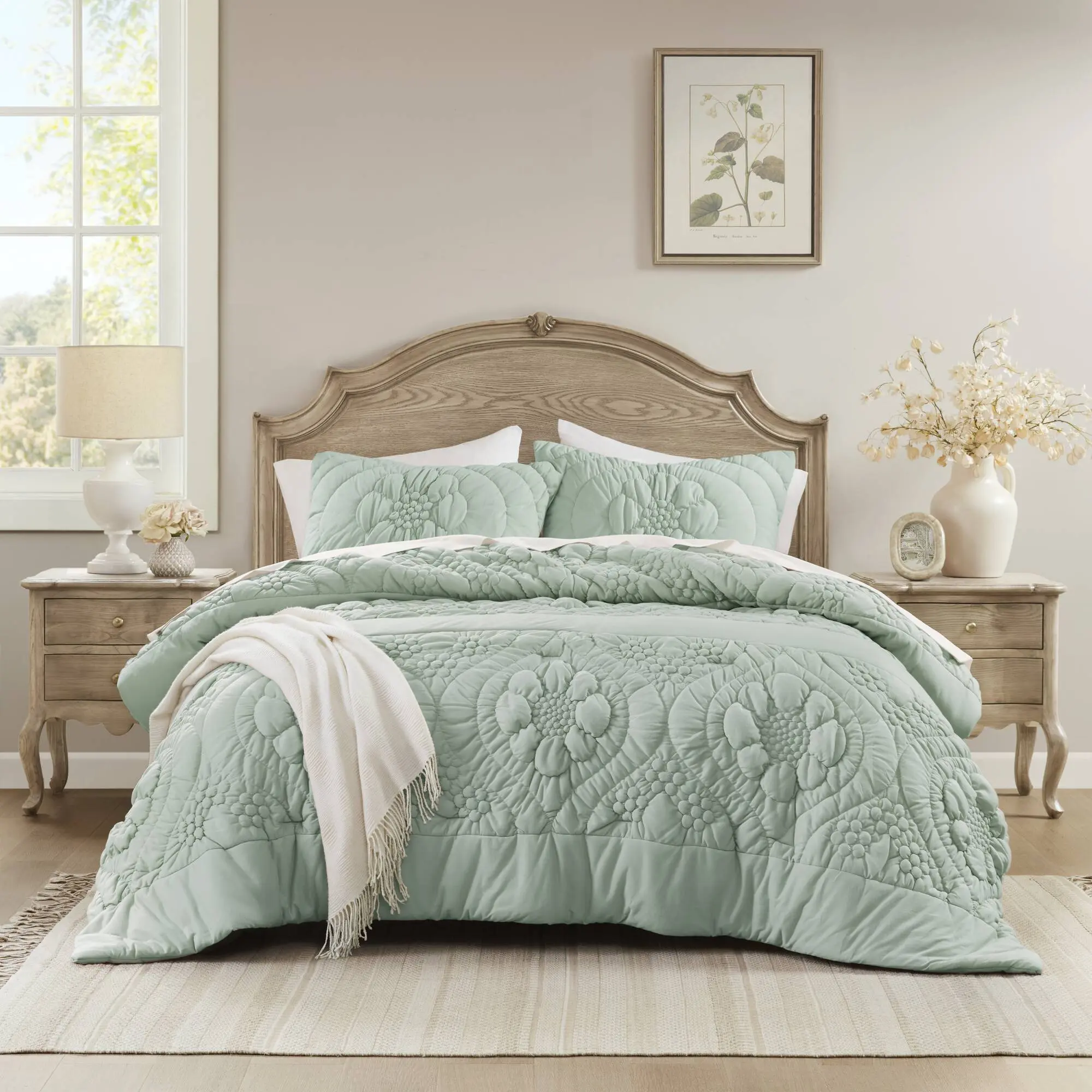 Full/Queen Comforter Set with Pillow Shams – Soft Microfiber, Lightweight Down Alternative Fill, Sage Green, 3-Piece Bedding for All-Season Use
