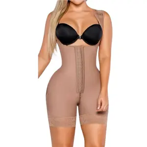 A España Shapewear Bodysuit Womenswear hourglass silhouette
