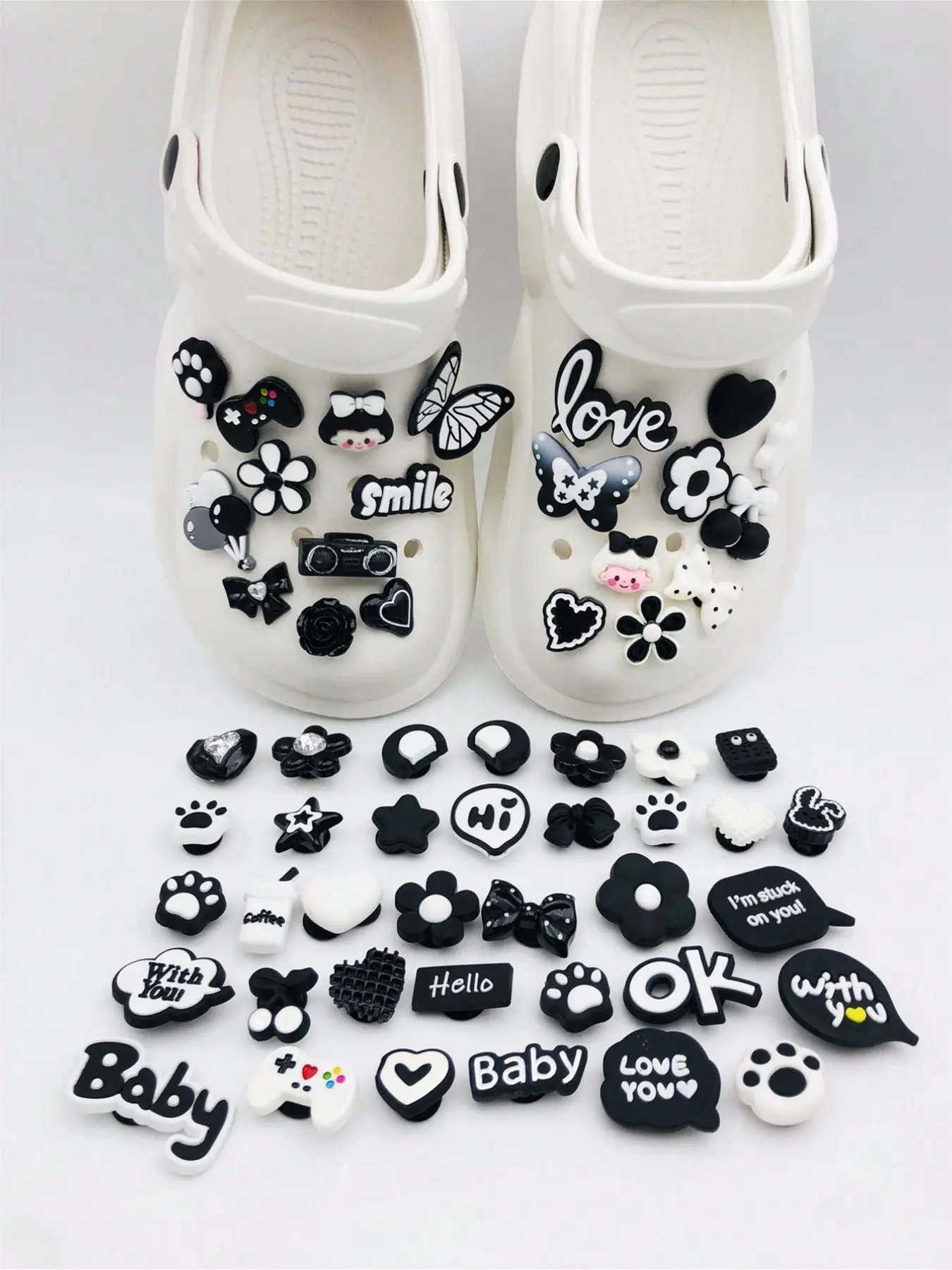 30-Piece Cartoon Cute Resin Decorative Shoe Accessories Set, Shoe Embellishment Set, & Butterfly Flower Random Pattern, Hole Shoes Decoration Kit, Shoe Charms, Cute Shoe Decorations