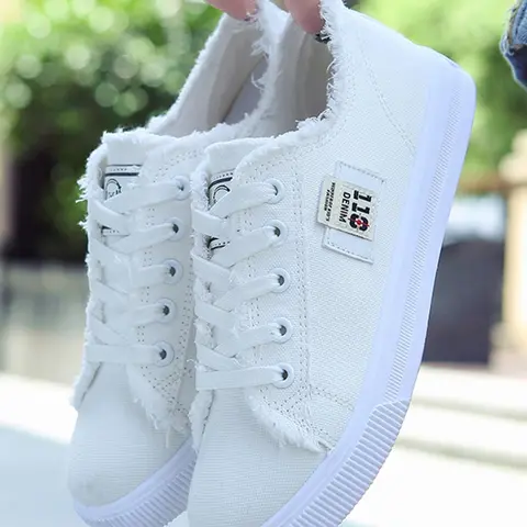 Women's Fashionable Lace Up Low Top Sneakers, Casual Comfortable Athletic Sports Shoes for Daily Wear, Female All-match Round Toe Shoes for Daily Wear, Casual Walking Sneakers, Trendy Walking Sneakers, Footwear Fashion Athletic