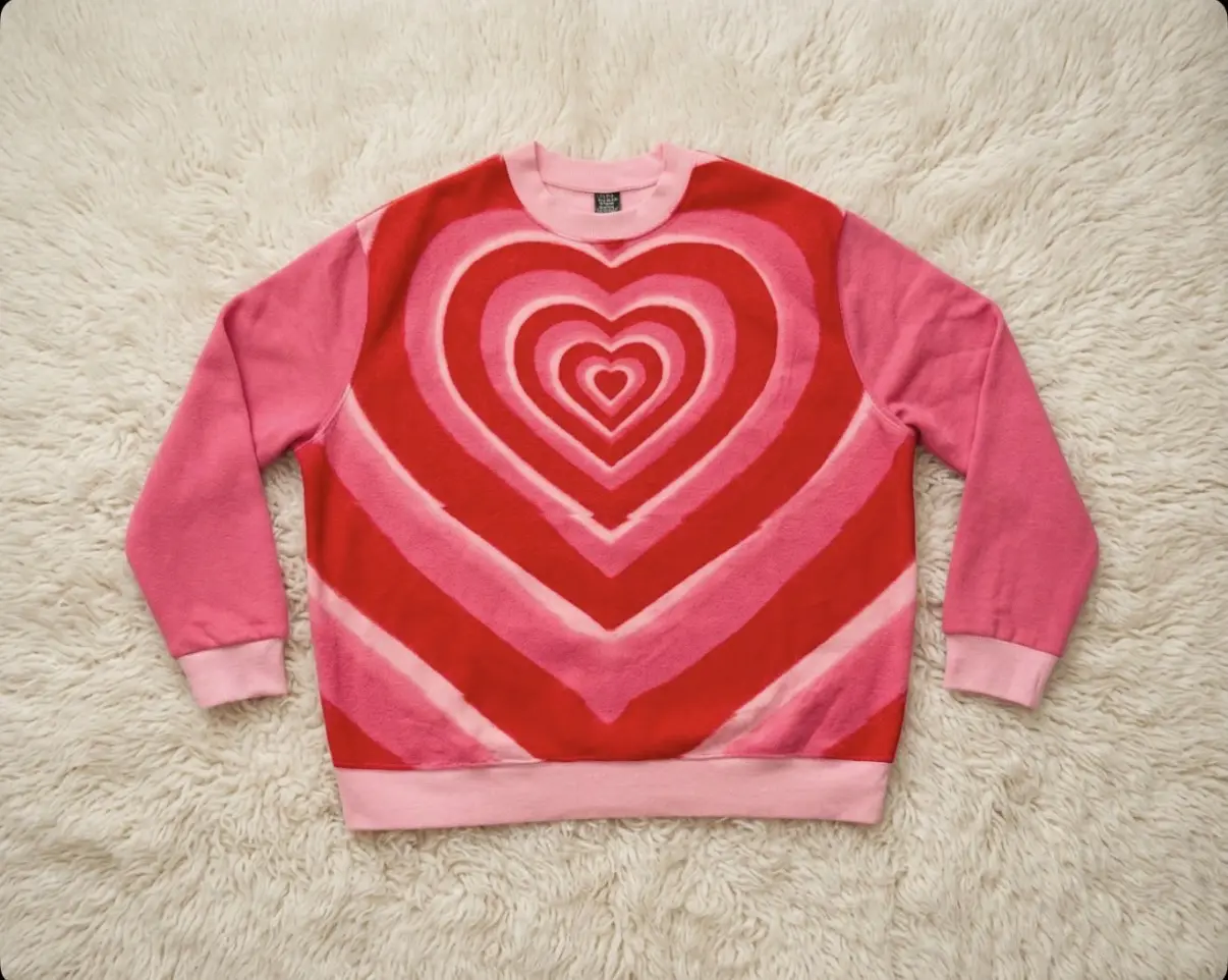 Heart Pattern Sweatshirt in Pink and Red Colors for Women