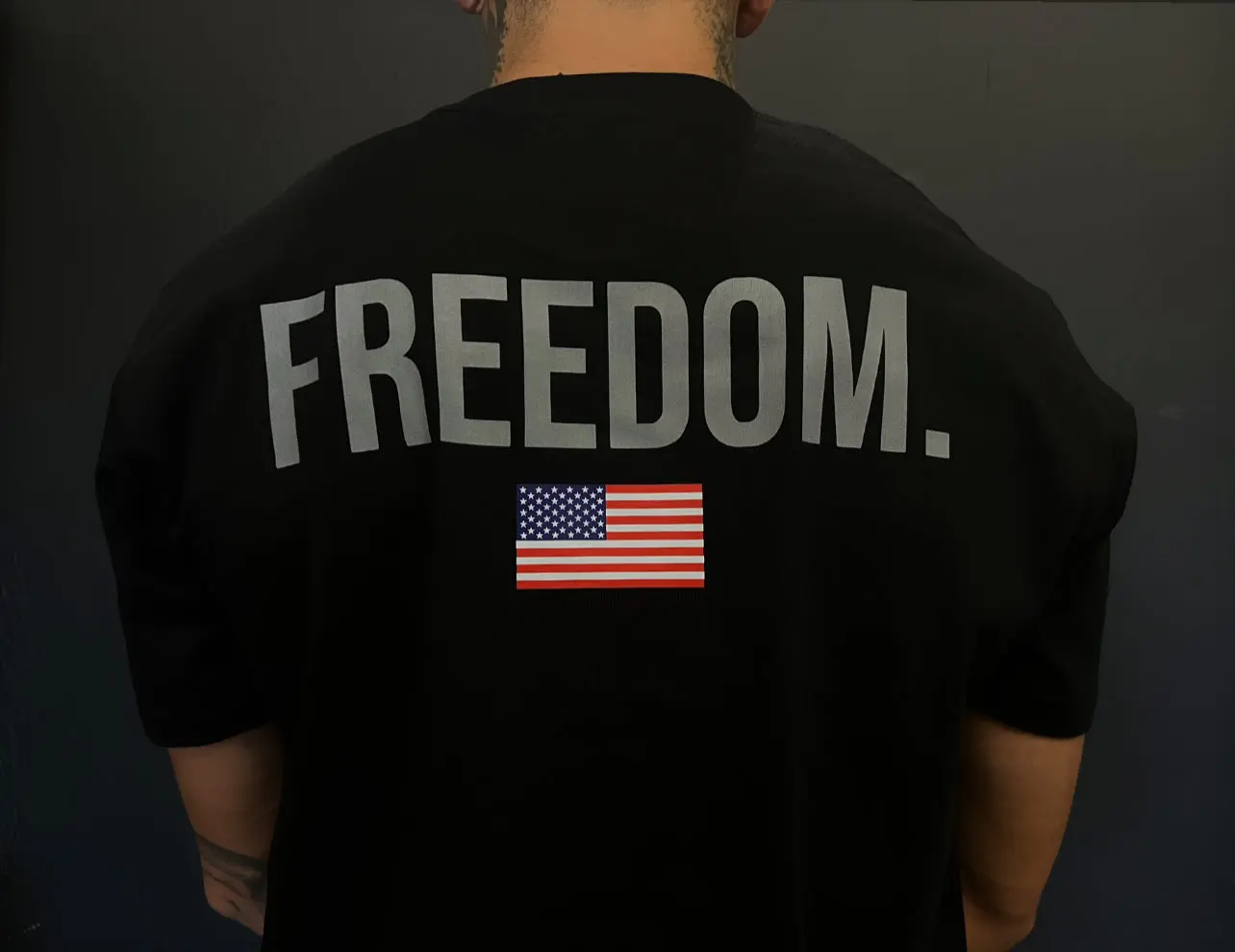 MEN'S RPG "FREEDOM 26" GRAPHIC TEE (NEW)