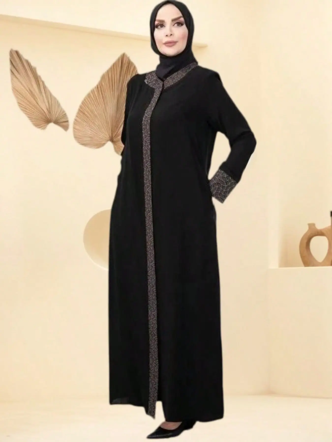 Elegant Black Abaya for Muslim, Women's Modest Islamic Dress with Lace Trim Dubai Style Modern Kaftan for Ramadan Long Sleeve Maxi Robe for Daily Wear