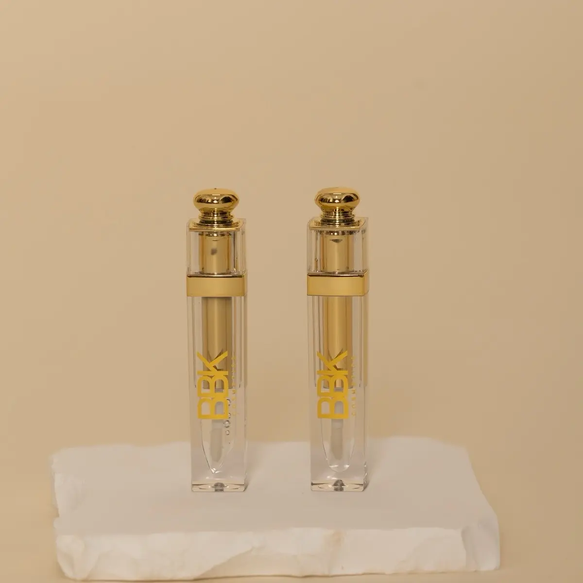 Clear lip gloss