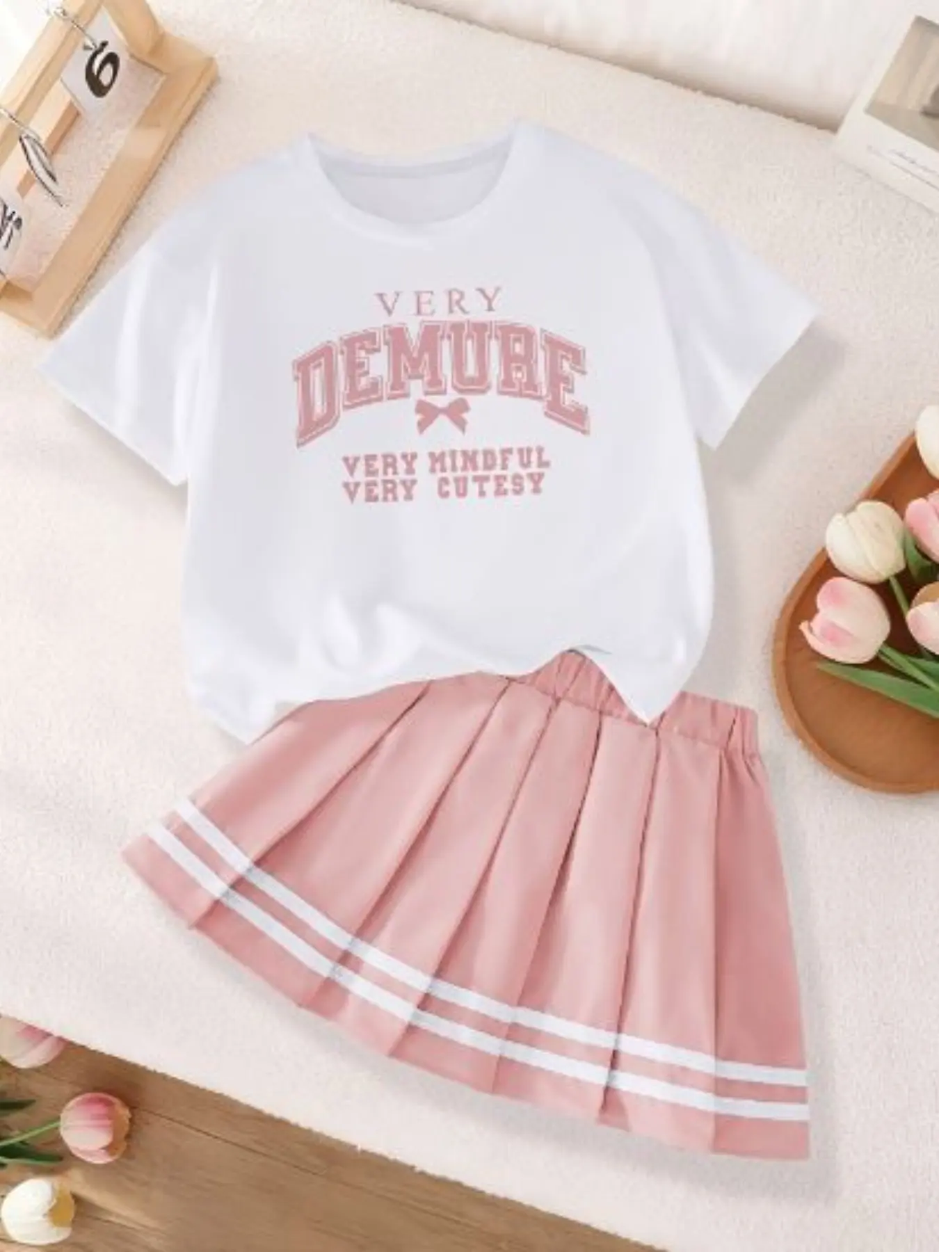 Girls' Summer College Style Two-Piece Set, Letter Print T-Shirt & Ruffled Skirt, Casual Fitted for Daily Wear, Casual Outfit Set, Summer Outfits Set