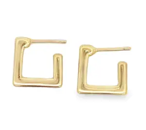 18k Gold Square Hoops Earrings