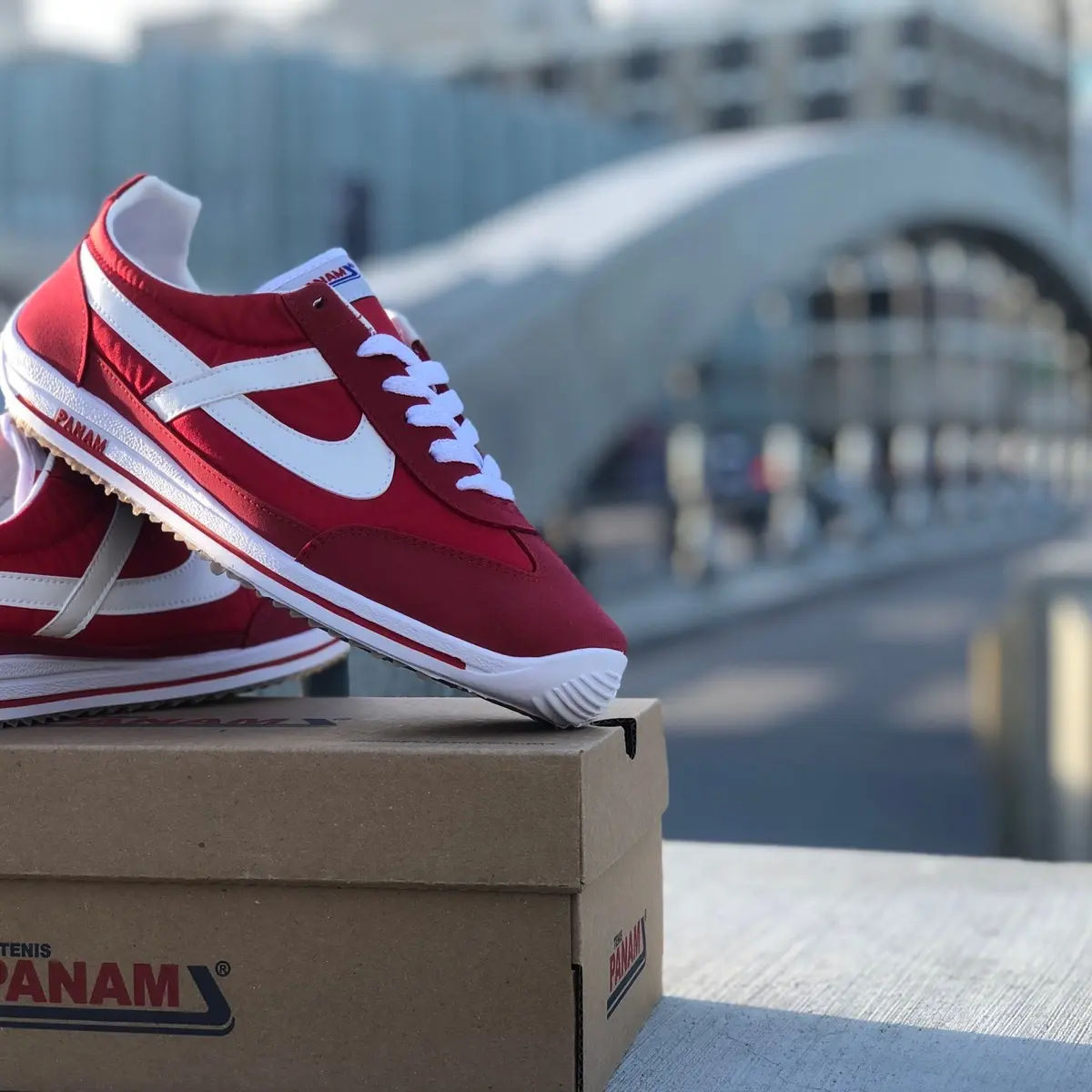 Panam fuego clasico 084 red and white