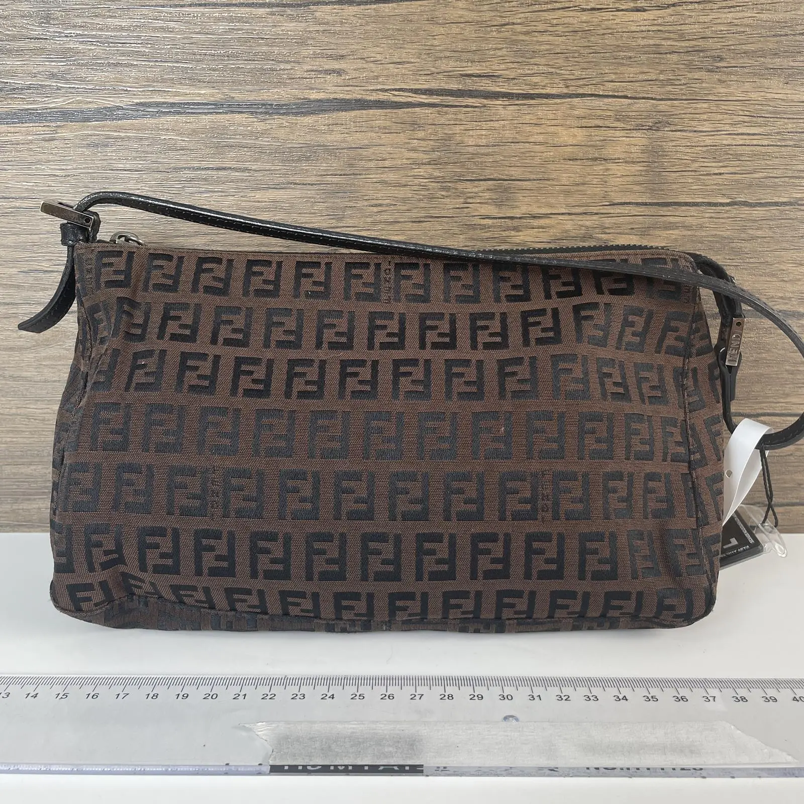 Pre-owned FENDI Canvas Crossbody bags Vintage Zucchino FF‑Monogram Brown Zip Shoulder Pouch, Black Leather Strap