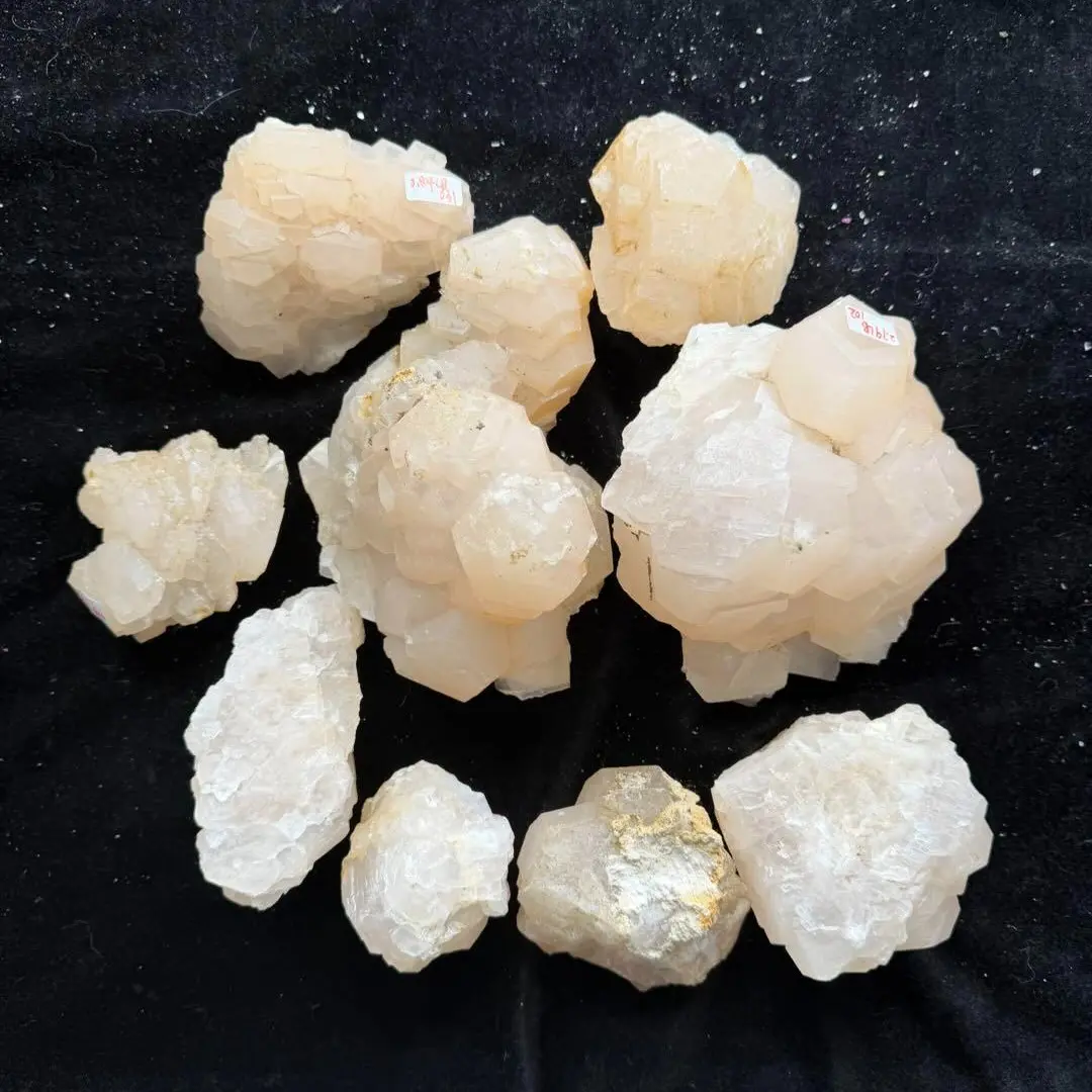 [Earth Archive] Mangano Calcite Specimen | Crescent Cacst
