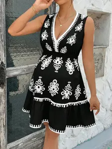 Boho Mama Boho Chic Maternity Mini Dress: Sleeveless V-Neck Woven Dress With Black And White Floral Print For Summer