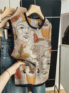 1 piece + Spring/Summer School Return Elegant Style Loose Round Neck Sleeveless Knitted Color-Contrasting Dark Blue Edged Patchwork Face Print Knit Top for Women, suitable for casual outings, can be paired with a jacket, or worn alone.