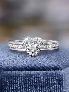 Romantic Artificial Zircon Heart Ring for Women, Wedding Engagement Anniversary Party Jewelry Gift, Silver Color Setting Material, Zirconia Inlaid Heart