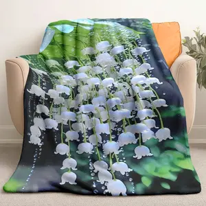 Soft Comfortable Bellflower Blanket, Fresh Patterned Throw for Sofa or Office, Daily Warmth Blanket, Home Decor