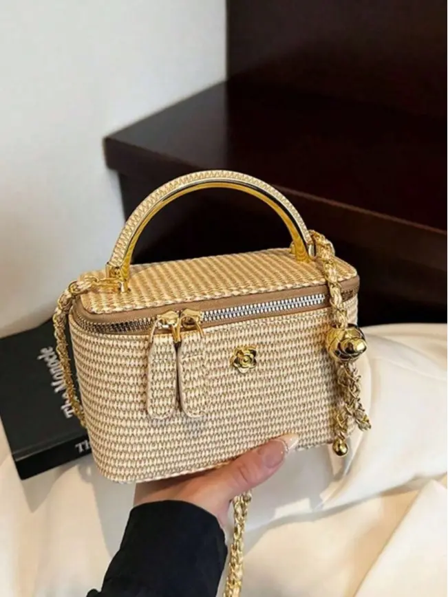 New Vintage Woven Handbag, Simple Makeup Bag Box Bag, Straw Woven Bag for Daily Shopping Commuting, Small Crossbody Bag for Women, Versatile Handheld Shoulder Bag, Fashionable and Exquisite Style Purse