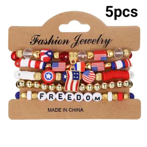 Fashion Jewelry 5 Pieces American Flag Theme Bracelets Independence Day Beaded Elastic Wristbands Stretchable Red White Blue Resin Wristbands with Flag Shapes Perfect for Everyday Use