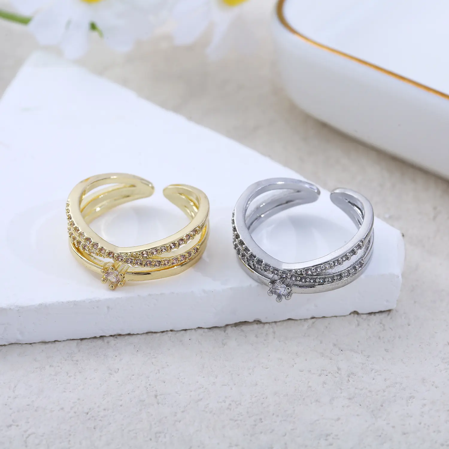 Women's Geometric Diamond-Inlaid Cross Ring, 5mm Platinum Plated S925 Sterling Silver Adjustable Band, Nickel-Free Jewelry, Inlay, Evening Wear, Cross Inlay