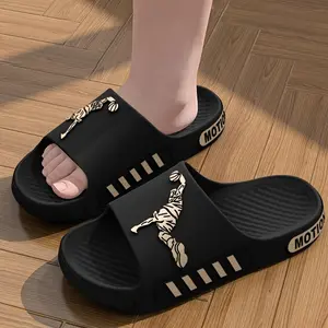 EVA lightweight men's sandals - trendy printed sandals that can be worn outside in summer - non-slip and quick-drying beach slippers