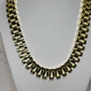 CEO Glow Necklace Gold Plated - Elegant Gold-Tone Chain with Sleek Design for Everyday Wear