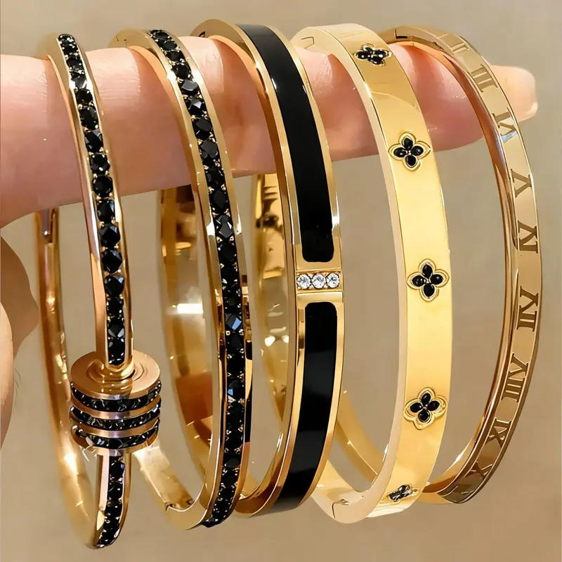 5-piece lightweight, luxurious, and elegant 304 stainless steel set in a sweet love style, High Quality Jewelry Bracelet Sets, perfect for dates, parties, and daily commutes—ideal for expressing affection