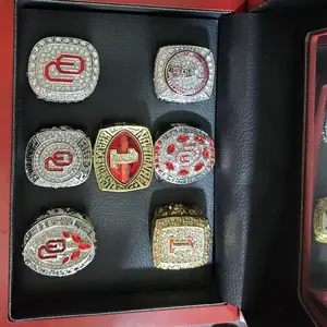 HMMM 7RING AND BOX   Jewelry rings, personalized rings, competition rings