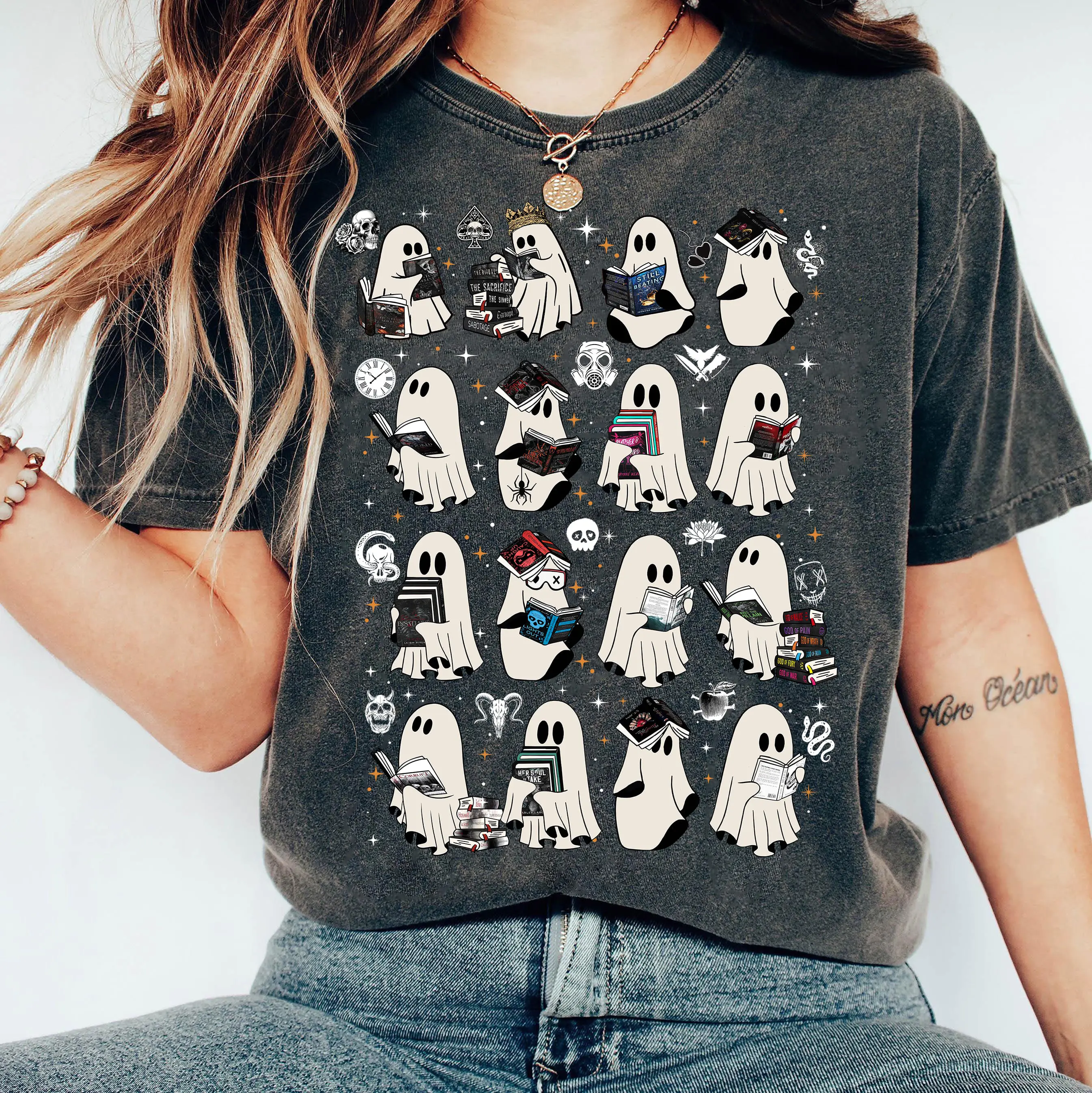 Ghosts Reading Dark Romance Series Books T-Shirt, Haunting Adeline Ghost Sweatshirt, The Lords Series Hoodie, Legacy Of Gods, Devil's Night, Librarian Halloween Tee