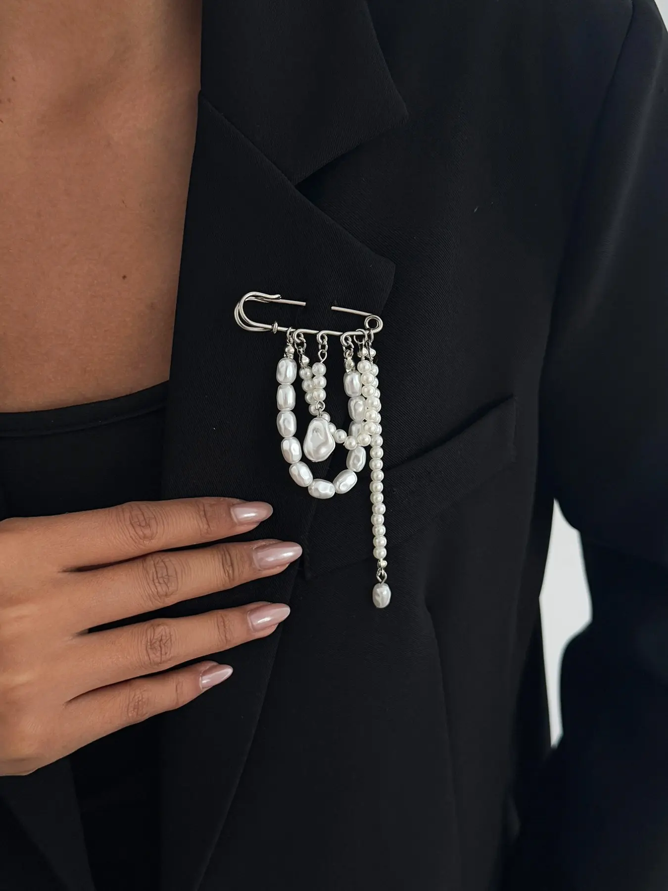 French Elegant Multi-Layer Pearl Fringe Lapel Brooch, Baroque Pearl Design, Coat/blazer Accessory, Stylish Fashion Pin, Women's Jewelry