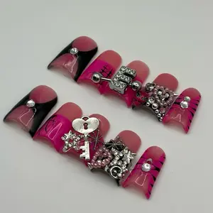 Pink Kitty and Black Tips Y2K Press on nails