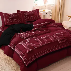 3pcs Dreamfields King Crown Duvet Cover Set, Burgundy Red Bedding Set with Zipper & Corner Ties, Ultra Soft Microfiber Luxury Royal Style Comforter Cover, Bedroom Decor, Bed Sets Supplies (Includes 1 Duvet Cover and 2 Pillowcases,No Comforter)