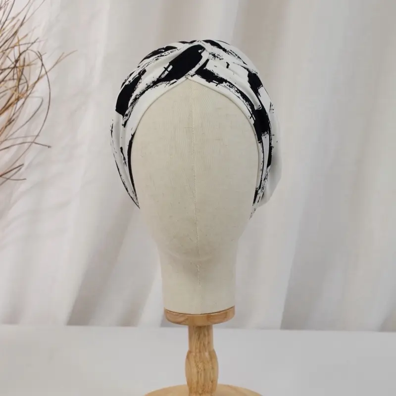 WHITE BRUSH TURBAN