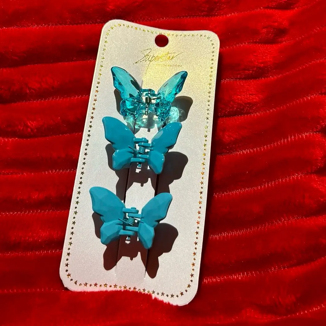 Butterfly hair clip