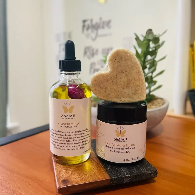 ANAIAH Heavenly Silk- Crema,Jabón y aceite corporal con Argan, manteca de karité y aceite de coco. Para psoriasis, eczema y piel delicada. Face soap, face and body cream, chamomile corporal oil.