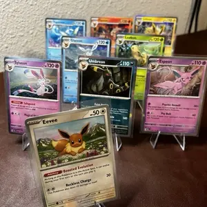 EEVEE LOT - complete evolution lot, prismatic evolutions (9 cards) Jolteon, Sylveon, Umbreon..