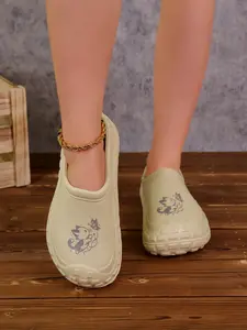 Women's Lightweight One-Piece All-Season Big Size Couple Mules, Slip-On Low Top Shoes with Butterfly Print, Perfect for Beach Hiking Gardening Lab Use