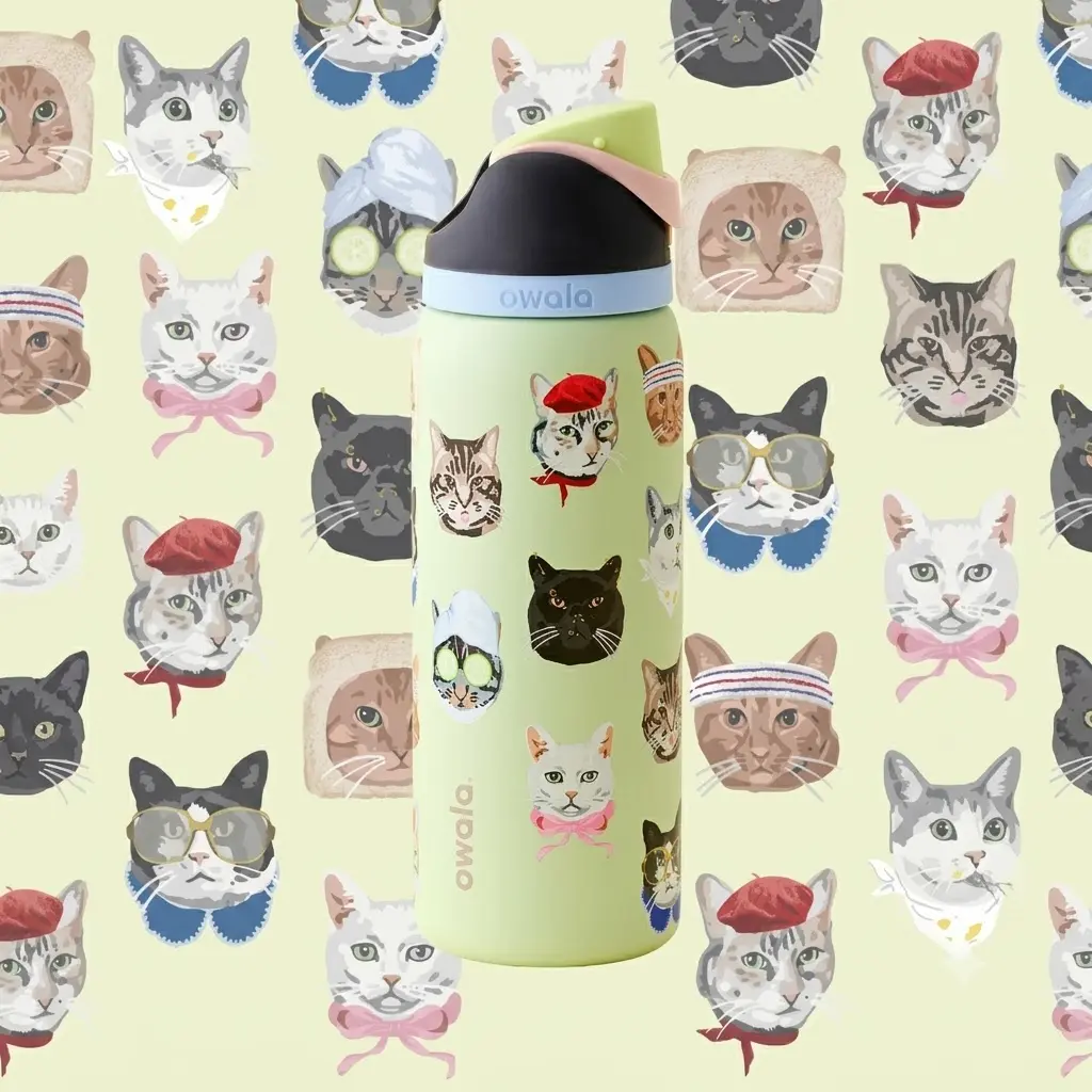 Owala 32oz Cat Collage Bottle – Cute Kitty Print Design with Pastel Multicolor Lid, Durable Everyday Hydration Bottle