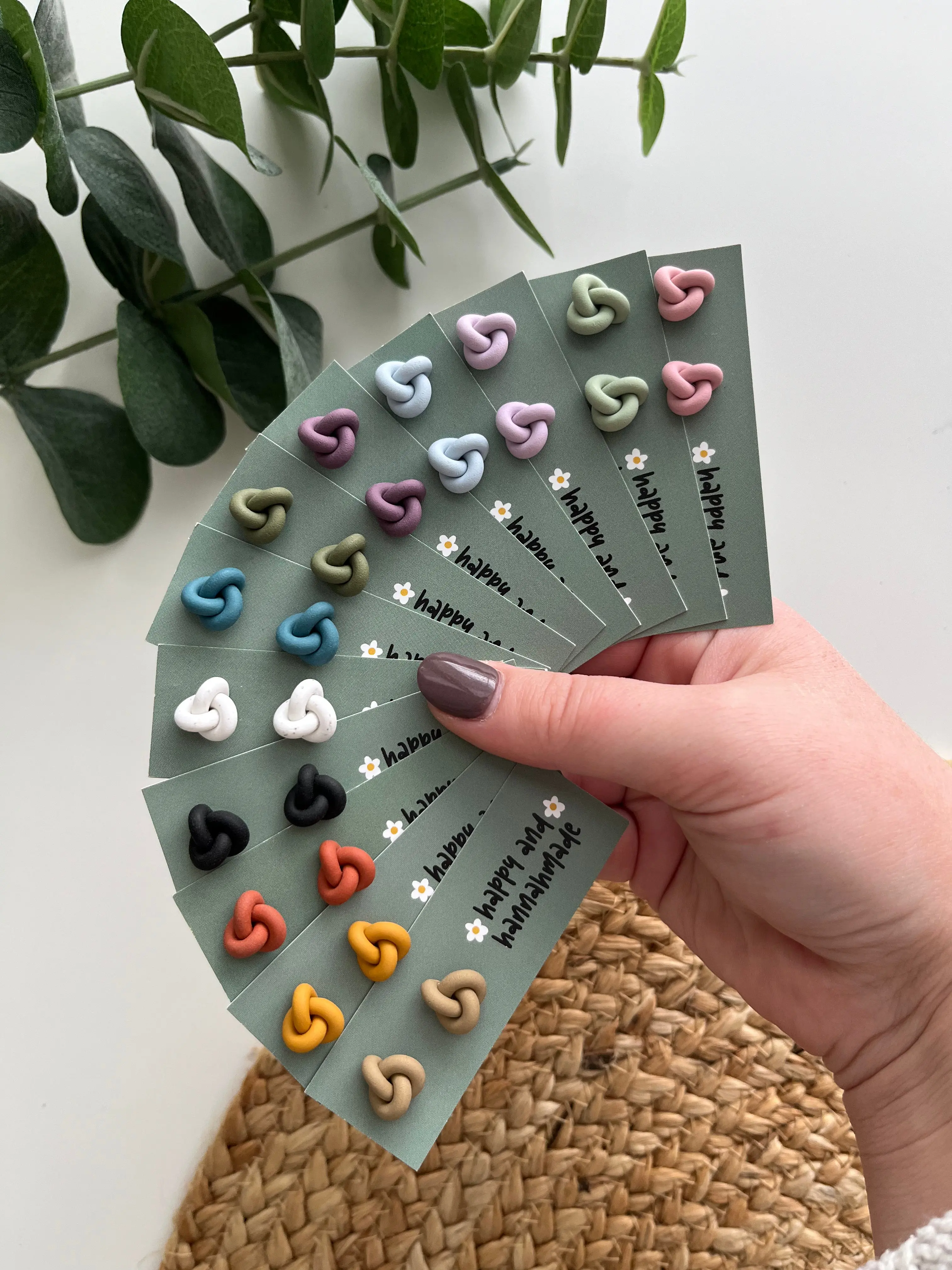Knotted Studs
