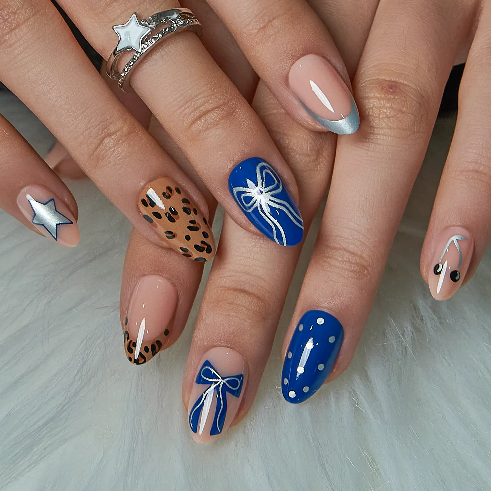 Curvlife medium almond star gel press on nails nude glossy-shiny french with designs last 2 weeks