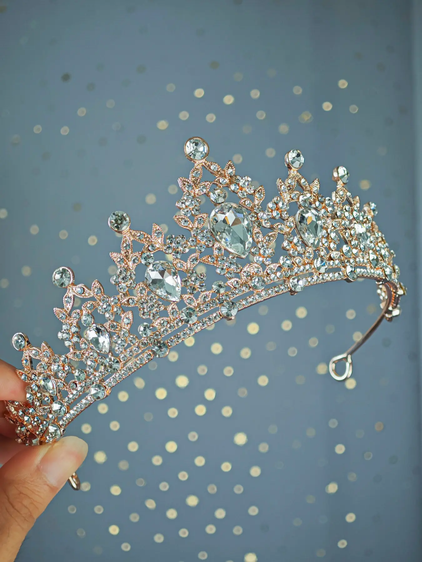 Elegant Bride Crown Tiaras Headband, Bridal Headpiece, Bridal Hair Accessories, Elegant Crown Design, Christmas & Halloween Party Hair Clip, Birthday Crowns, Birthday Accessory, Bridal Accessory, Festive Fashion Jewelry for Women