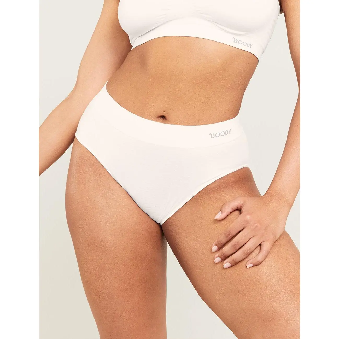 Full Briefs - White