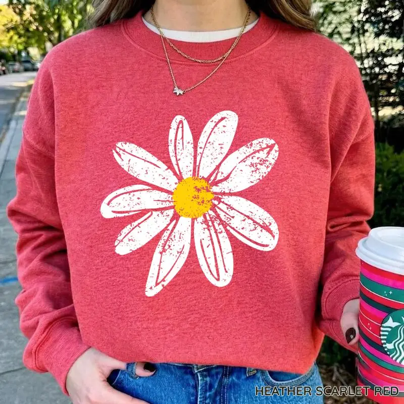 Daisy Flower Sweatshirt, Summer Wildflower Graphic Pullover, Trendy Spring Floral Crewneck, Sunflower Inspired Botanical Jumper, Cute Cozy Gift for Her