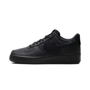 Air Force 1 '07 LX "3X Celebration Triple Black" HQ1977 001
