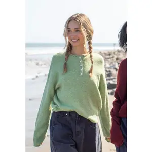 Piper Henley Pullover