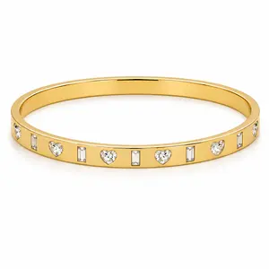 Women’s Luxury Heart Gold-Plated Crystal Bangle Bracelet, Minimalist Stackable Cuff Jewelry, Elegant Trendy Gift Accessory