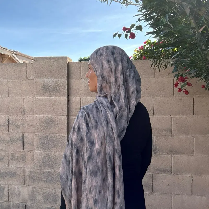 Lynx hijab