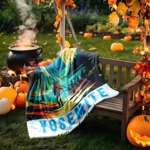 1 piece Hiking Scenery in Yosemite National Park themed flannel blanket - Microfiber fluffy flannel sofa blanket, suitable for beds and sofas, modern design, all-season multi-purpose use, digitally printed pattern, 100% polyester material, machine