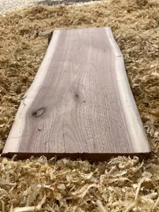 Black Walnut Live Edge Slab for DIY Charcuterie Board & Epoxy Tabletop - Premium Kiln-Dried Hardwood with Natural Grain & Rustic Beauty - Ideal for Woodworkers & Crafters