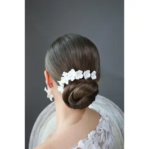 LUNA Porcelain and Pearl Floral Hair Comb