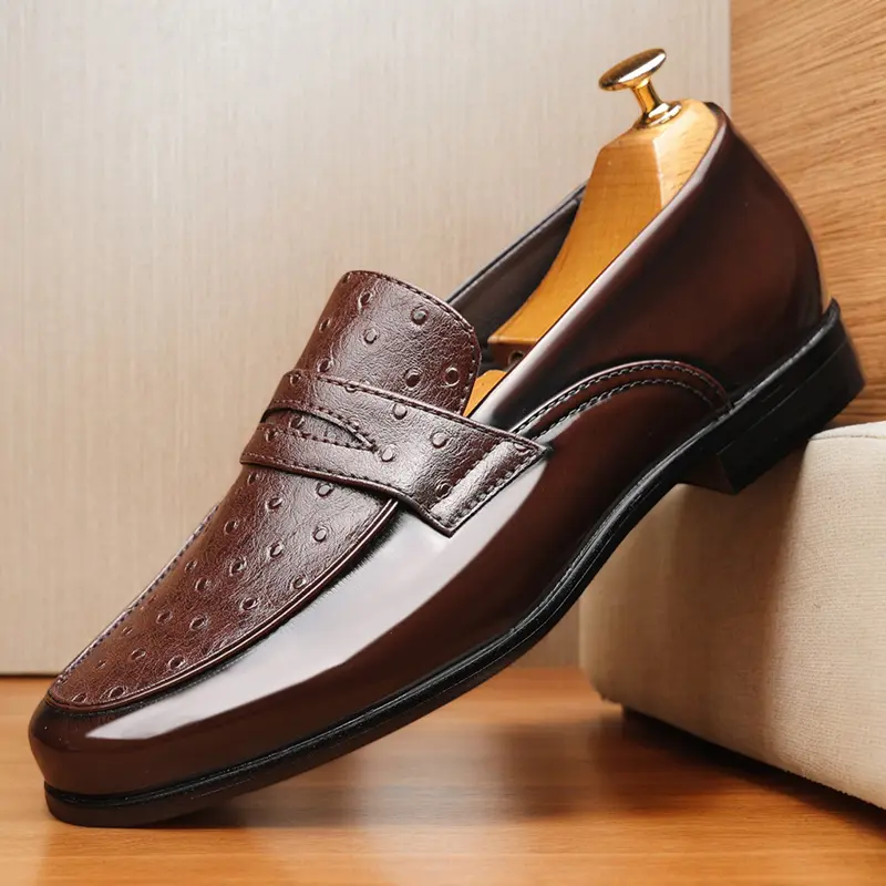 Men's large-size high-end loafers, simple wear design, fashionable and versatile business casual slippers, comfortable and one-stop 8675