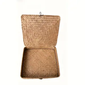 Handmade Handwoven Seagrass Bamboo Storage Basket with Lid, Multi-Functional Bedroom Desktop Organizer, Bathroom Kitchen Gift Box Tea Container