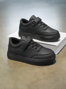 Casual Sneakers, Round Toe Trainers, Lightweight Comfortable School Shoes, Fashionable Simple Design, Durable and Easy to Clean